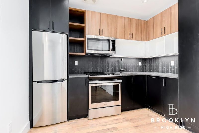 Finished kitchen at Rogers Ave, Flatbush, Brooklyn — photo 8