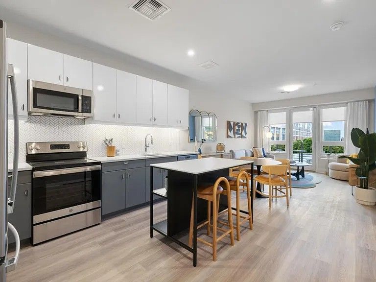 Finished kitchen at Rogers Ave, Flatbush, Brooklyn — photo 5